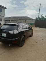 A picture of Lexus Rx 330