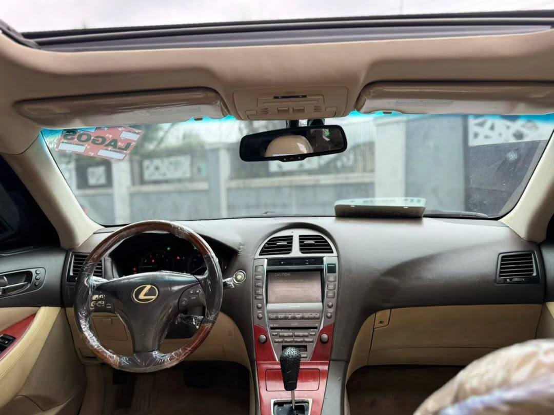 A picture of Lexus ES350 2008