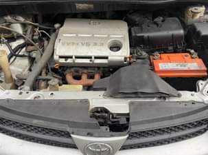 A picture of Toyota Sienna 2004 Used