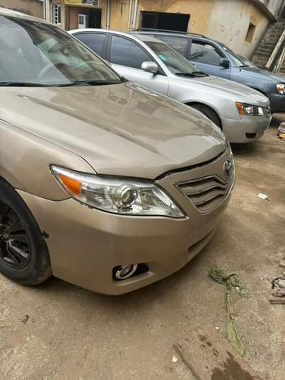 A picture of Toyota Camry spider