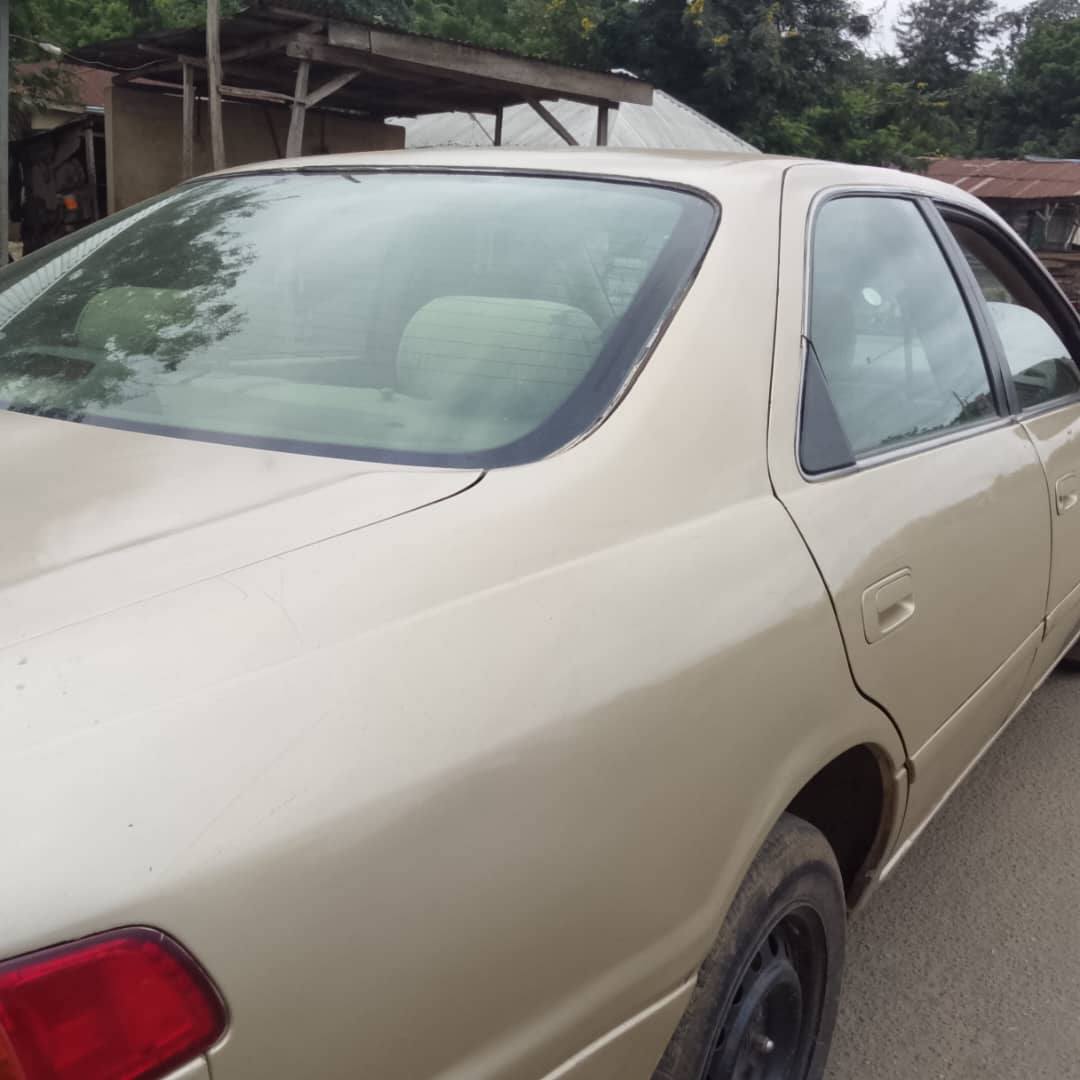 A picture of Pencil Camry manual drive