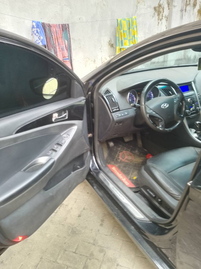 A picture of Belgium Grade Hyundai Sonata for Sale