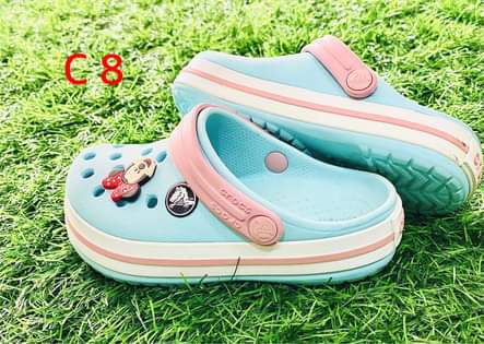 crocs