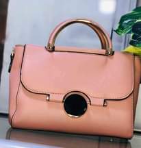 A picture of handbag