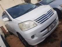 A picture of 2003 Toyota Noah
