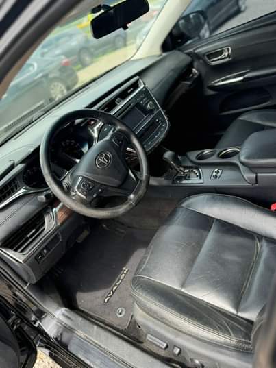 A picture of Clean Registered 2014 Toyota Avalon XLE 13 8m net price