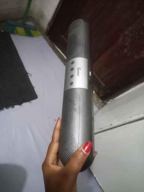 A picture of Sundar sabufa radio hiyo hapo dundo la kwenda