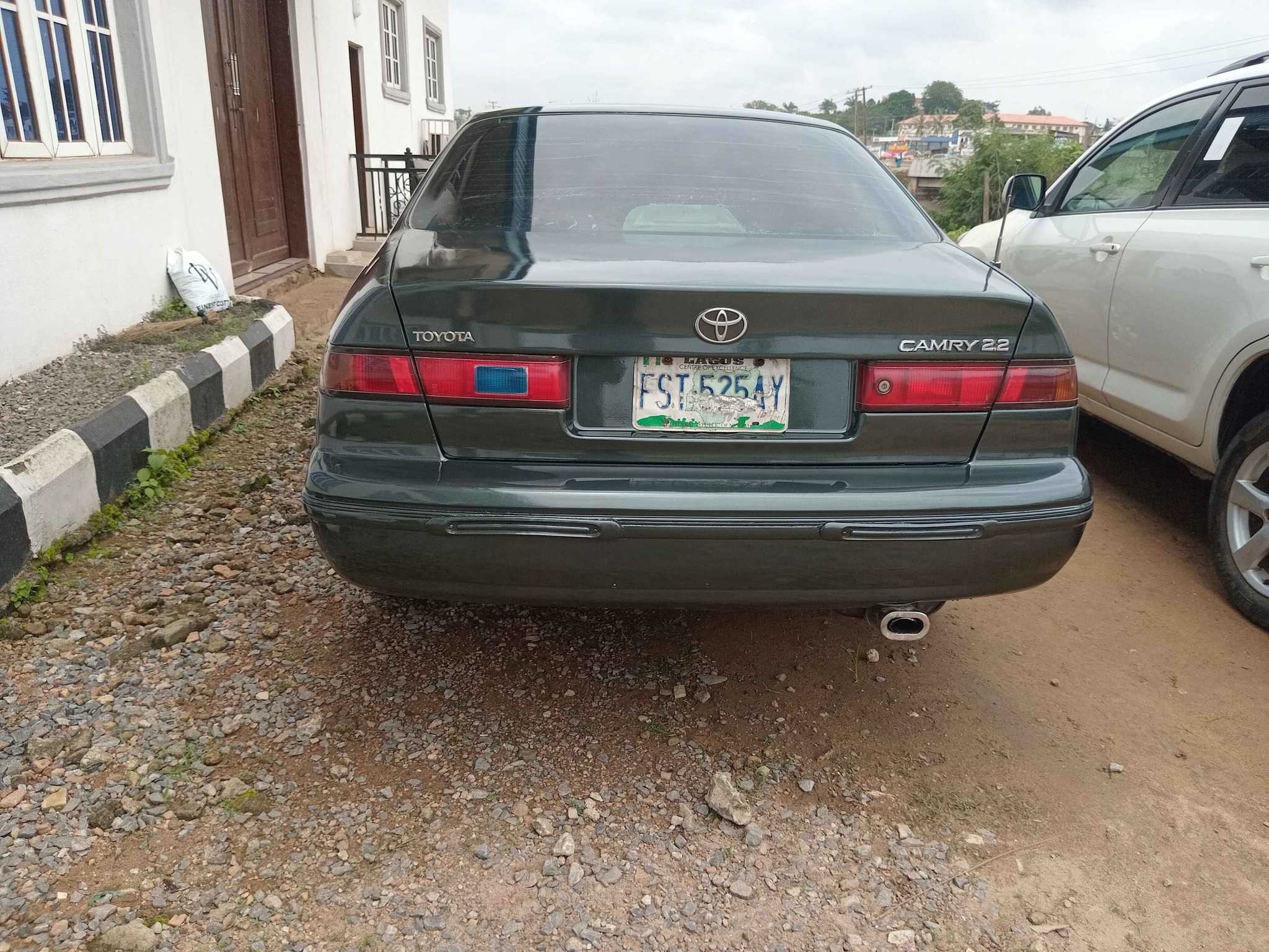 A picture of Toyota Camry 2000
