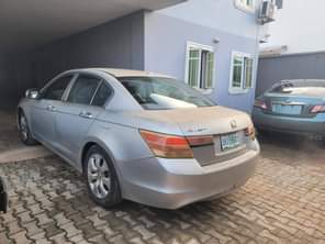 A picture of Awwooof Deal First Body Registered 2010 Honda Accord V6 Leather
