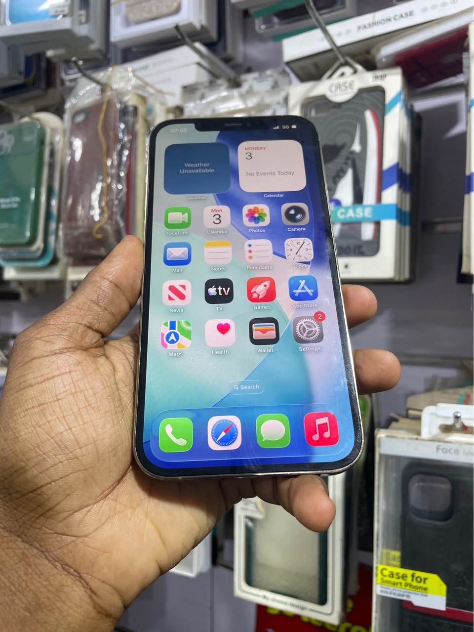 A picture of iPhone 12 Pro Max