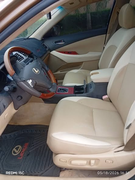A picture of VERY SHARP LEXUS ES350 2008 07068808224