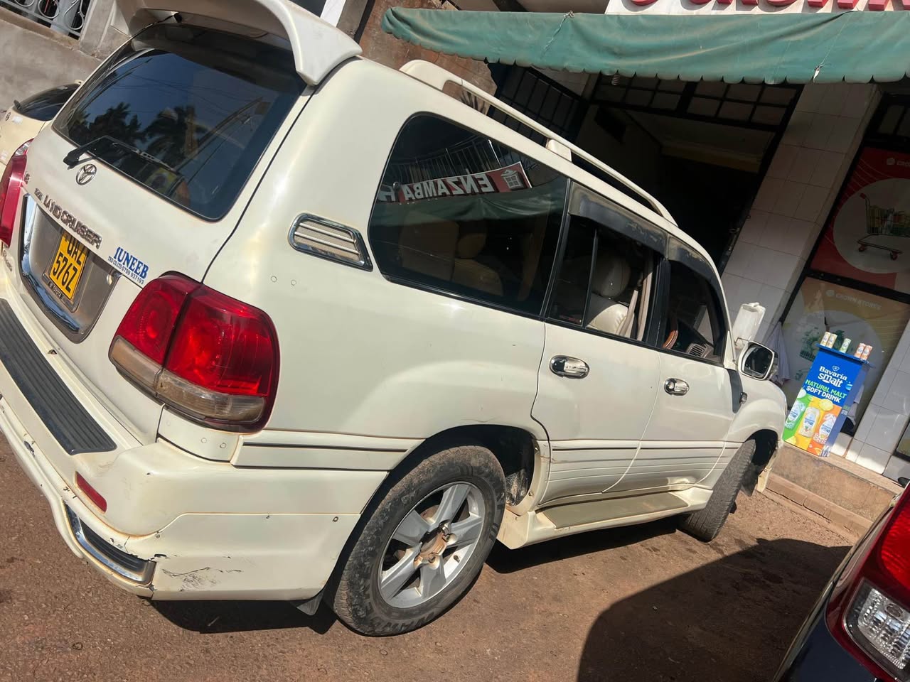 A picture of Landcruiser v8
