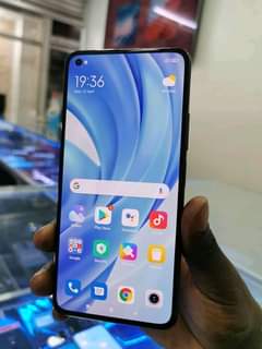 A picture of MI 11LITE