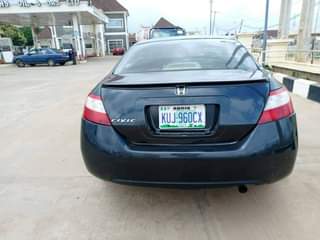 A picture of 2009 HONDA CIVIC contact 08035440418 Civic
