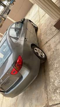 A picture of Hyundai Elantra 09