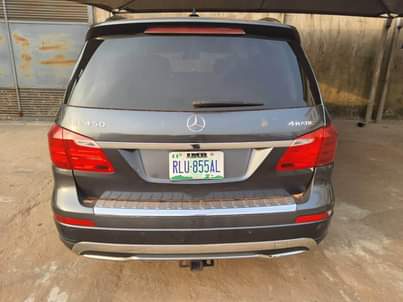 A picture of GL 450 2015 model