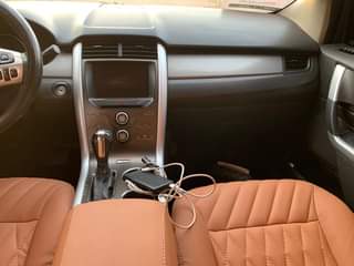 A picture of Ford edge 012