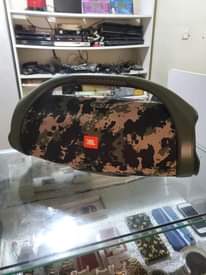 A picture of Jbl Boombox 2