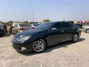 A picture of ES350 An Extremely Lexus Es350 2012 Model With Custom Duty