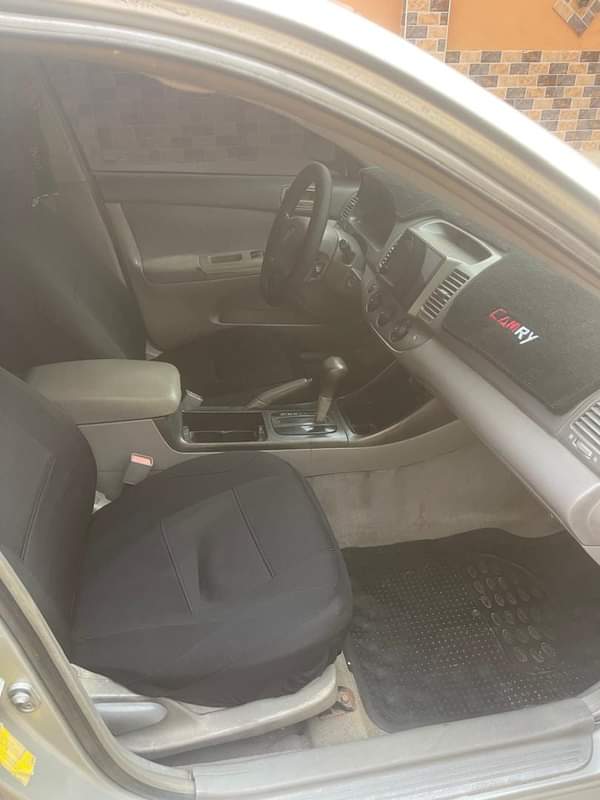A picture of Toyota Camry 2004 Painted on First body Sound engine and