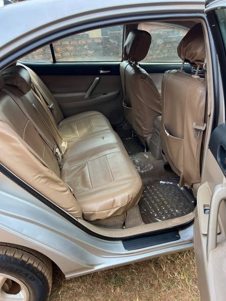 A picture of Available Uhs 15m 0702549830