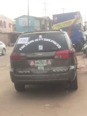A picture of Toyota sienna 04
