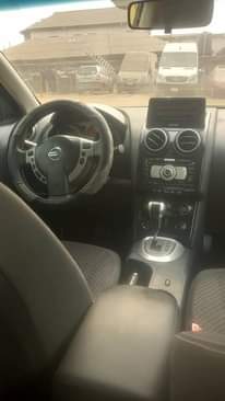 A picture of NISSAN QASHGAI 2008 Auto PRICE 7M First body tokunbo Slightly