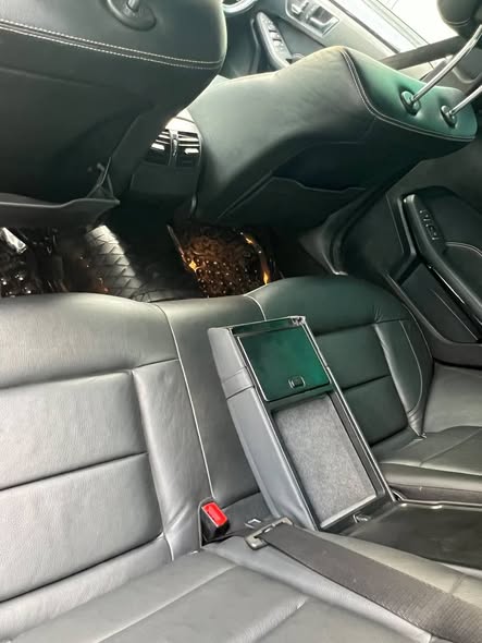 A picture of Benz e350 2013