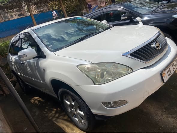 A picture of Toyota Harrier For Sale 0704482571 Call WhatsApp