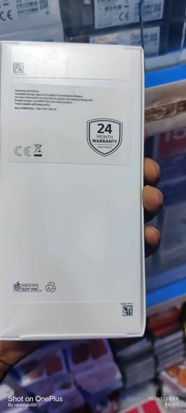 A picture of Samsung A17 NEW