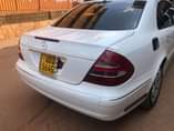 A picture of Mercedes Benz