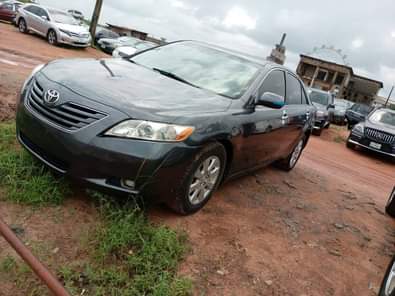 A picture of Highest grade Toyota Camry spider with V6 engine Keyless thumb