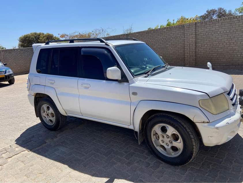 used mitsubishi pajero