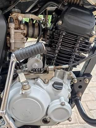 A picture of Boxer 125
