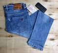 A picture of JEANS