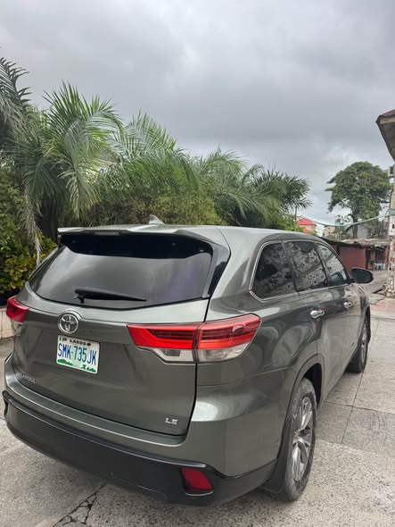 A picture of RELOCATION SALES Toyota Highlander 2015