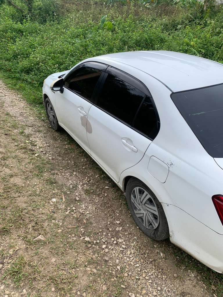 used toyota axio