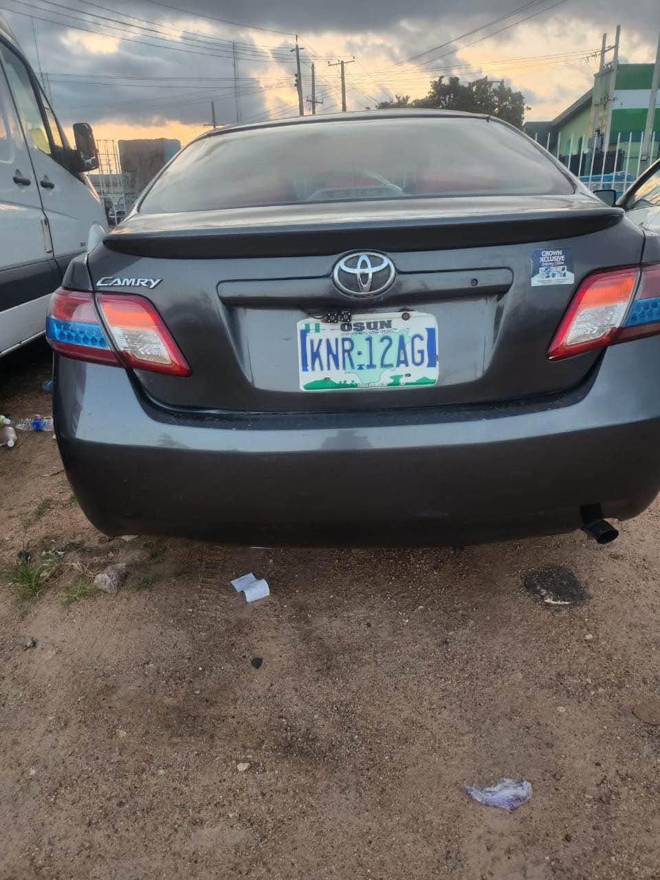 A picture of Toyota Camry 08