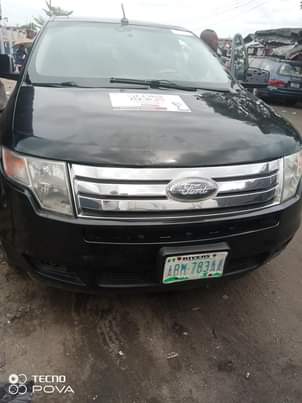A picture of Ford edge 08