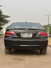 A picture of EXTREMELY SHARP 2005 LEXUS ES330 EVERYTHING IS WORKING PERFECTLYAC PROPERLY