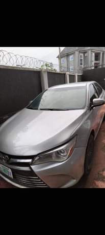 A picture of 2016 Toyota camry CE Xle