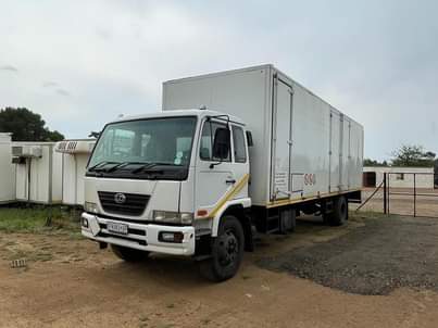 nissan ud90