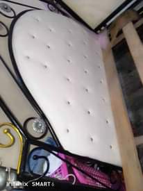 A picture of Njoo ujiwahie kitanda cha chuma cha bedsofa kinauzwa kwa bei