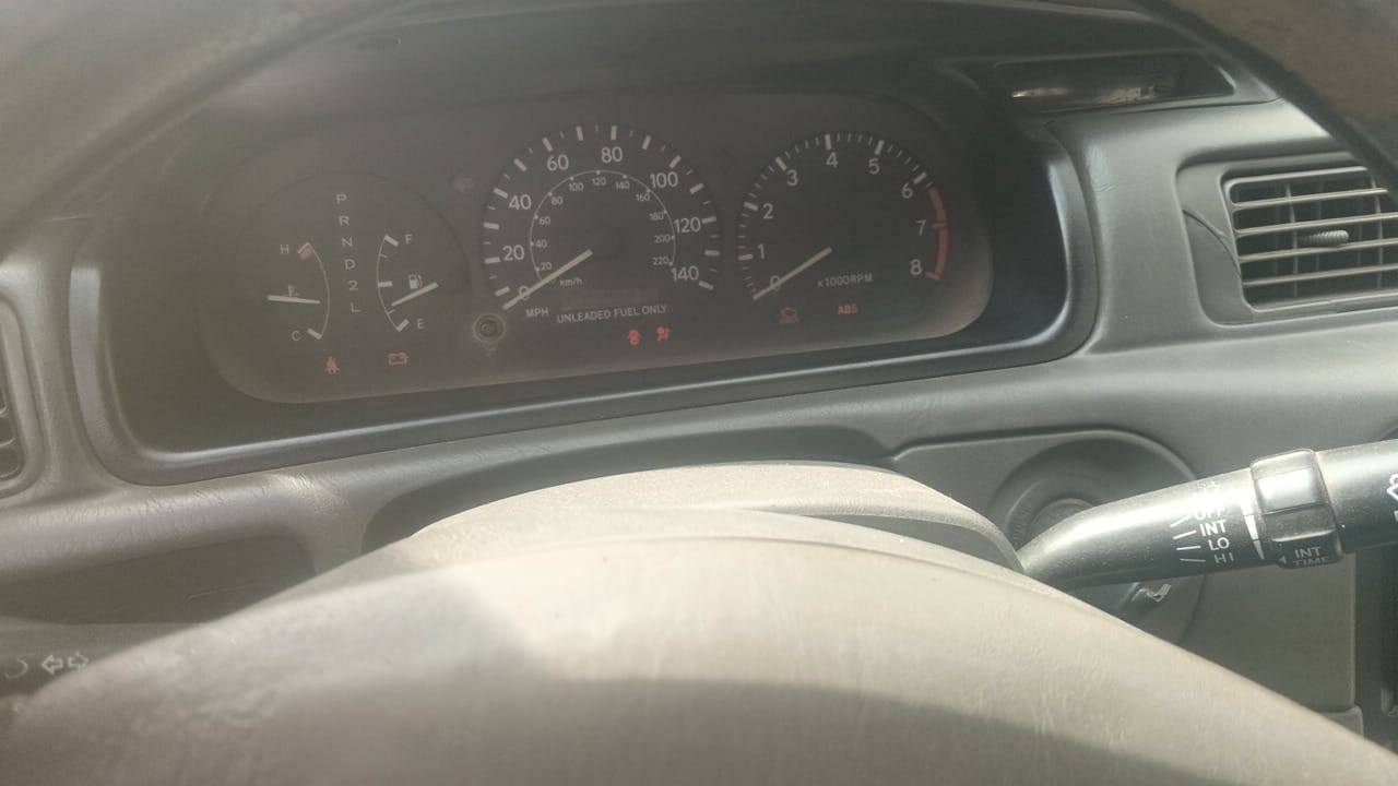 A picture of 2001 Camry tiny light