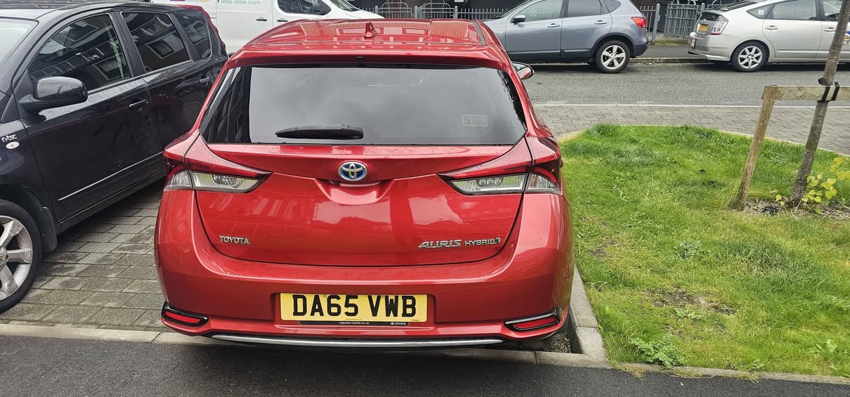 toyota auris