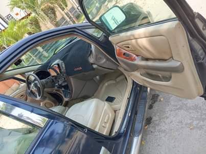 A picture of Lexus Rx 300 2004