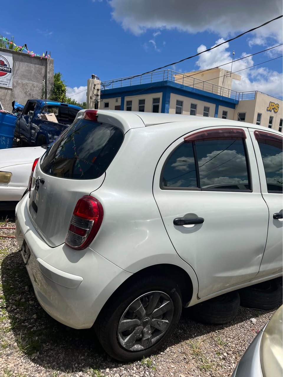 used nissan march