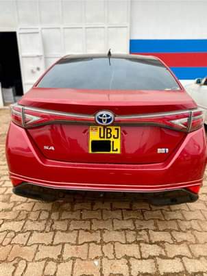 A picture of Toyota sai hybrid 2014 model 39m
