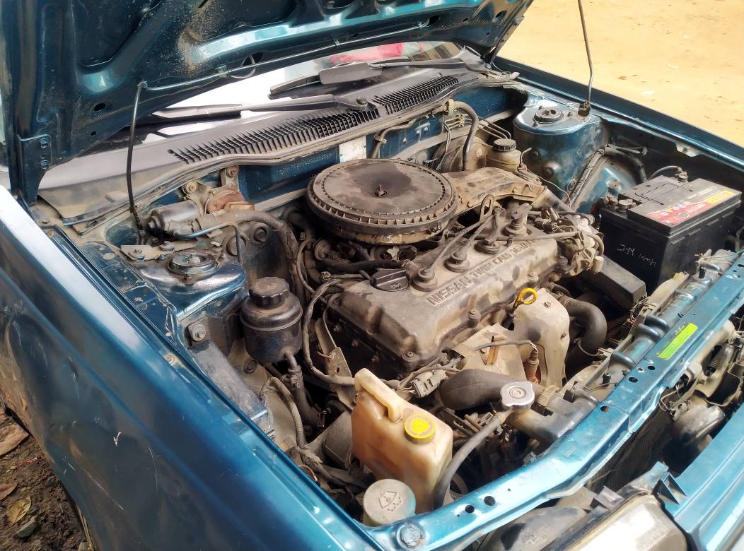 A picture of NISSAN SUNNY LIFT BACK