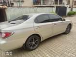 A picture of Lexus ES300